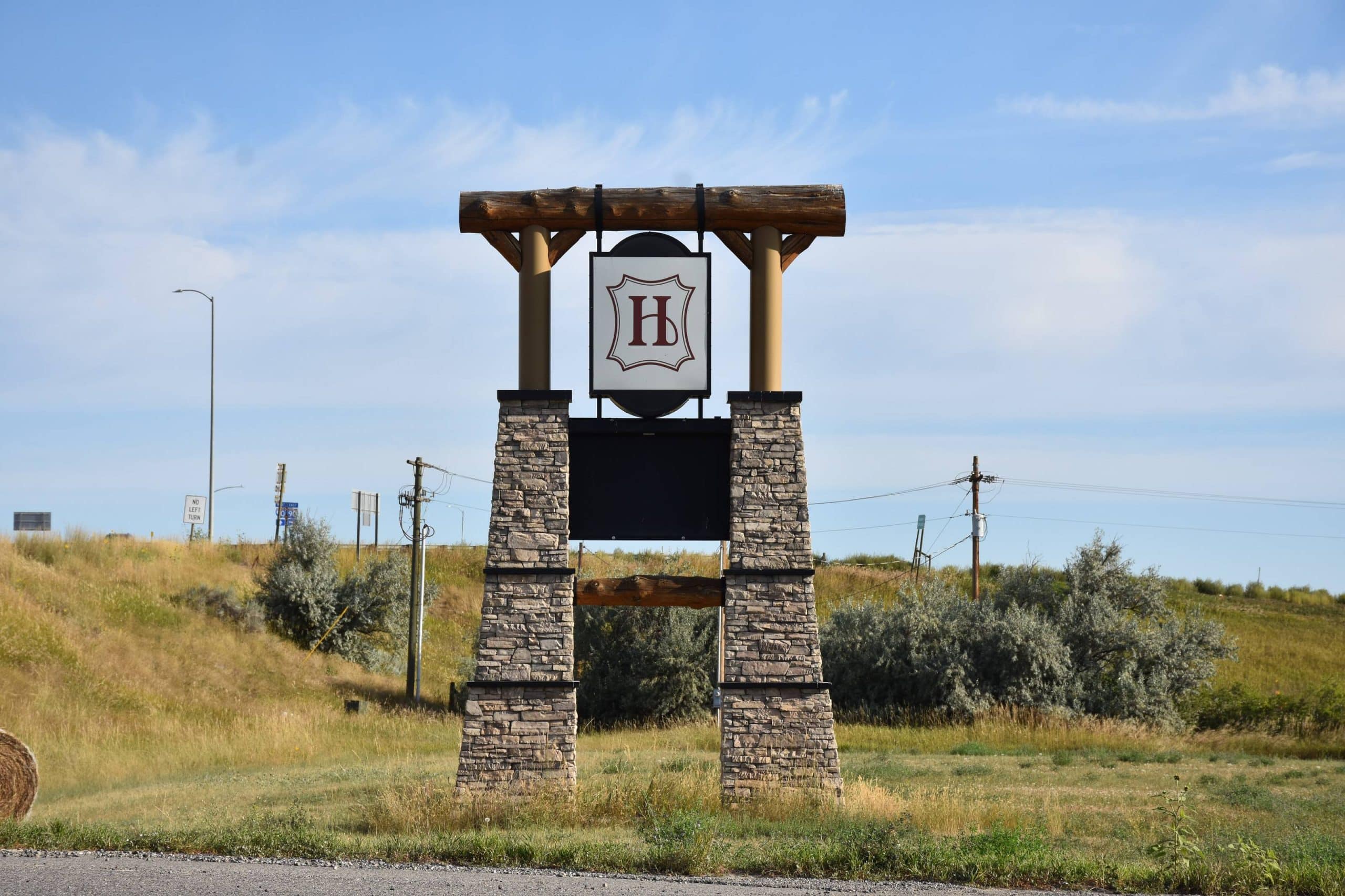 Homestead Inn and Suites welcome sign
